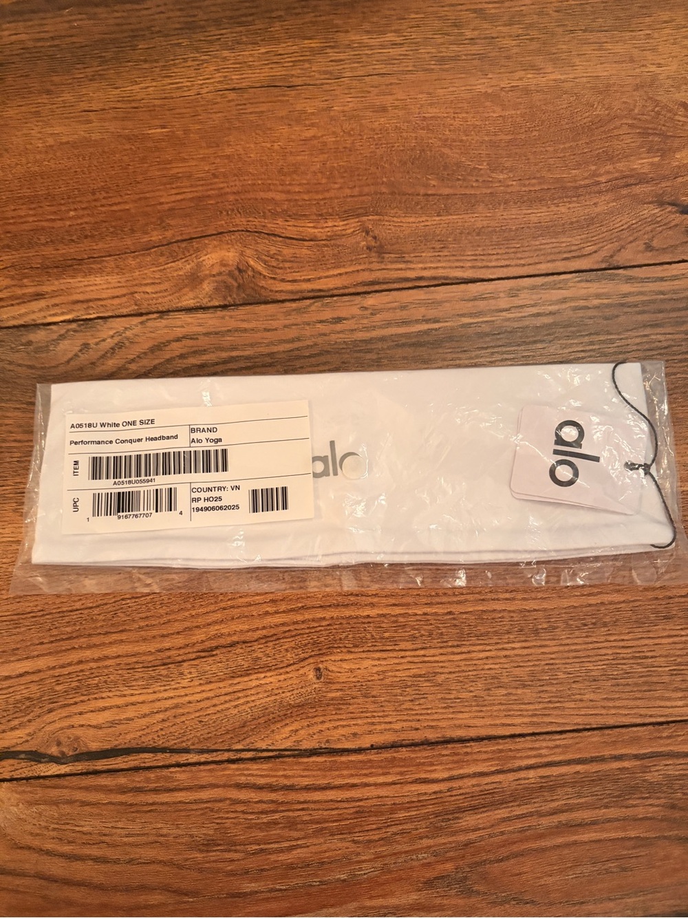 Alo Yoga Performance Conquer Headband